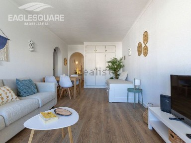 Apartamento T1 à venda na Rua Fernão de Magalhães
