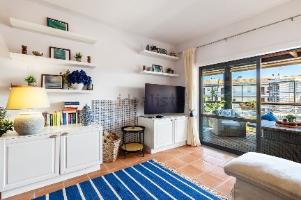 Apartamento T2 à venda em Quinta Do Landeiro