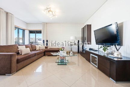 Apartamento T3 à venda no Centro - Quarteira Velha