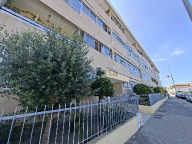 Arrendamento de apartamento T3 na Rua Senhor de Matosinhos, 707