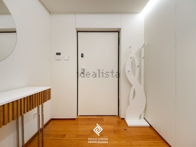 Arrendamento de apartamento T3 na Rua João Paulo II, 375