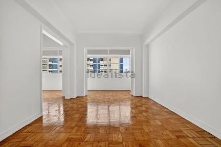 Apartamento T3 à venda na Avenida dos Estados Unidos da América