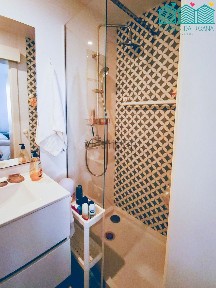 Apartamento T1 à venda na Rua Maria Andrade s/n