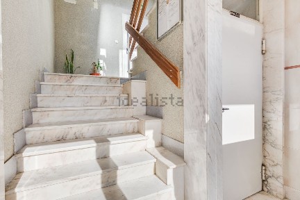 Apartamento T1 à venda na Rua Palmira Bastos