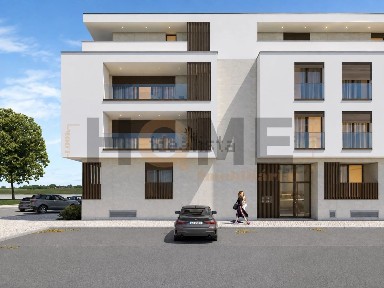 Apartamento T3 à venda na Rua Manuel Mendes Consciência, 1