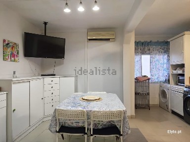 Apartamento T3 à venda na Rua Alfredo Betâmio de Almeida