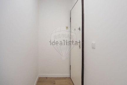 Apartamento T0 à venda na Rua Carlos Pinhão