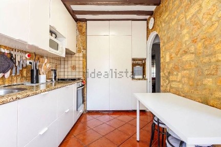 Apartamento T3 à venda na Praça Dom Miguel I
