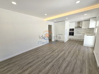 Apartamento T3 à venda na Arroja