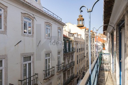 Apartamento T3 à venda na Rua dos Poiais de São Bento s/n