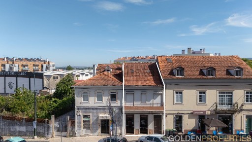 Moradia em banda à venda nos Olivais