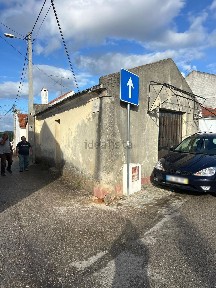 Casa de aldeia à venda em São Miguel do Rio Torto e Rossio ao Sul do Tejo