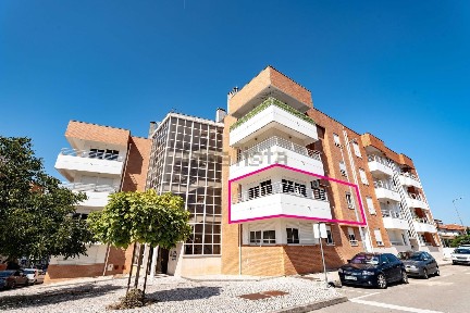 Apartamento T3 à venda em Urbanização Nova de Conímbriga 1 B36