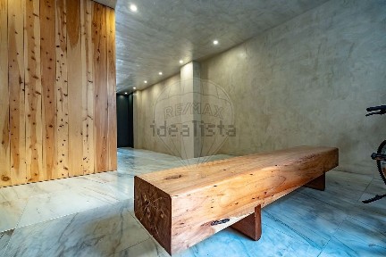 Apartamento T3 à venda na Avenida Emídio Navarro s/n