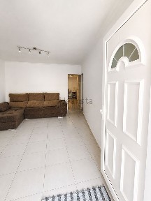 Moradia geminada à venda em Vale de Santiago
