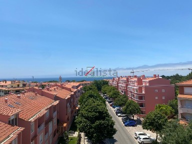 Duplex à venda em Costa da Guia