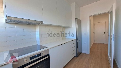Arrendamento de apartamento T2 na Santa Cruz