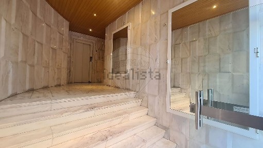 Arrendamento de apartamento T3 na Ribeirada
