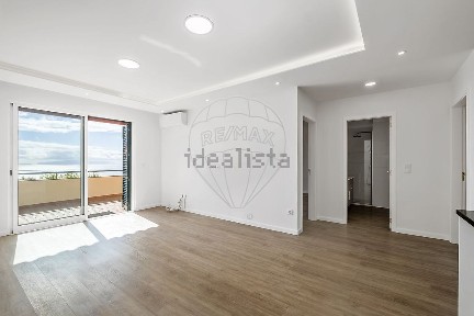 Arrendamento de apartamento T2 em Caniço