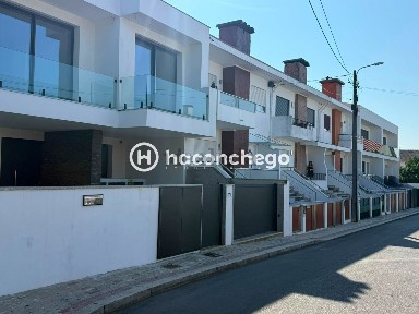 Arcozelo, Rua das Dálias, 42