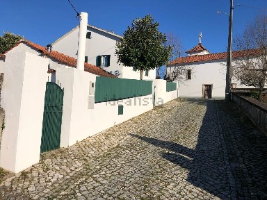 Moradia independente à venda em Gestosa Fundeira s/n