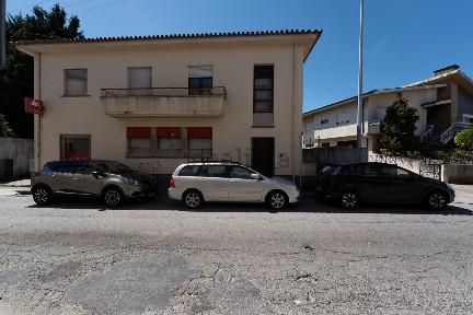 Arrendamento de apartamento T3 na Rua Caetano de Melo