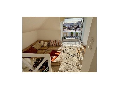 Apartamento T2 à venda na Rua do Poço dos Negros