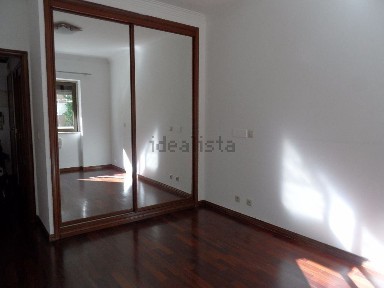 Apartamento T1 à venda na Rua Augusto Costa