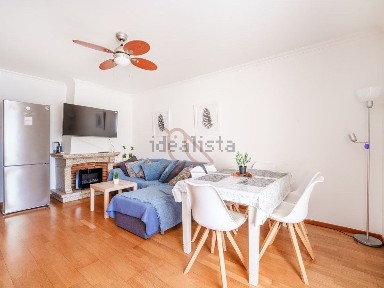 Arrendamento de apartamento T2 na Rua Anjo de Portugal s/n
