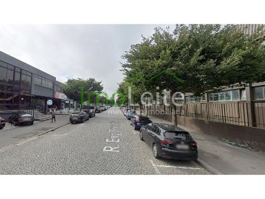 Armazém à venda no Centro de Ramalde - Pereiró
