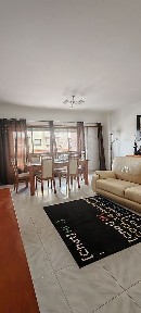 Arrendamento de apartamento T3 na Rua Direita de Massamá