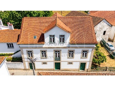 Quinta à venda em Pomares