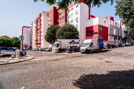 Apartamento T3 à venda na Penedo - Matarraque