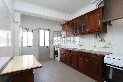 Apartamento T2 à venda na Rua Marquês Pombal