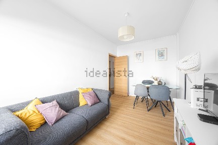 Apartamento T2 à venda na Rua Pinheiro Chagas