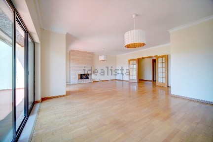 Apartamento T3 à venda na Rua Do Vale, 3