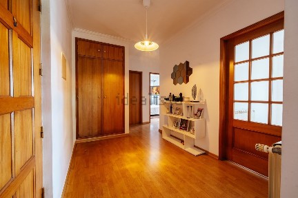 Apartamento T2 à venda na Rua Engenheiro Antônio Avelar de Couto, 19