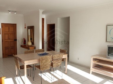 Apartamento T2 à venda em Praia de Quarteira