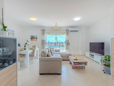 Apartamento T3 à venda na Baixa