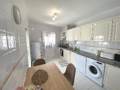 Apartamento T2 à venda na Rua do Cemitério