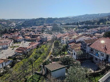 Moradia independente à venda em Lamego