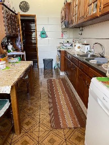 Apartamento T3 à venda na Rua Luz Soriano