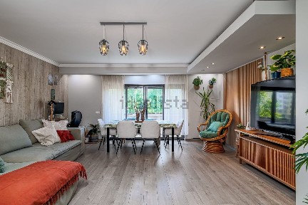 Apartamento T2 à venda na Rua da Baixa, 356