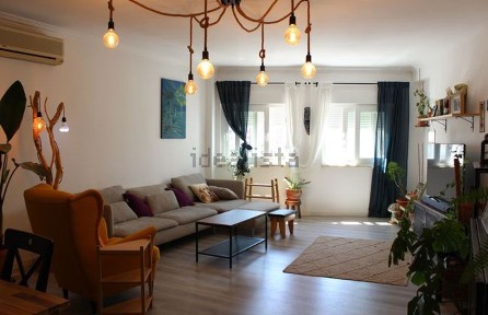 Apartamento T3 à venda na Rua Jorge Croner Vasconcelos