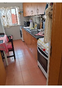 Apartamento T2 à venda na Rua dos Três Vales