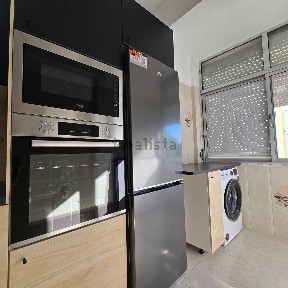 Apartamento T3 à venda na Avenida Nuno Álvares, 8