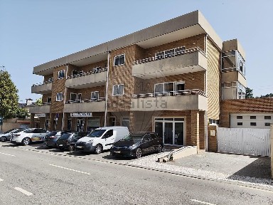 Apartamento T2 à venda na Rua da Capela