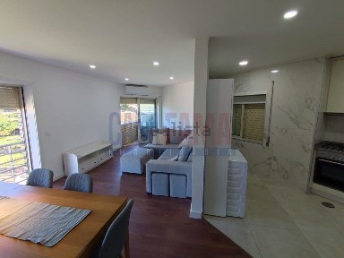 Arrendamento de apartamento T2 em Antas e Abade de Vermoim
