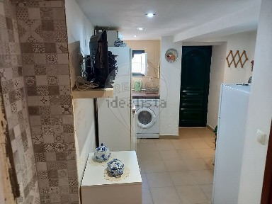 Apartamento T2 à venda na Rua das Manas