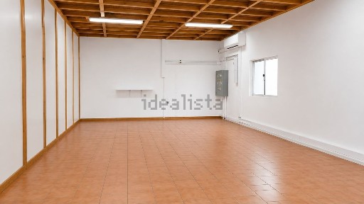 Arrendamento de espaço comercial na Rua Santo Estevão